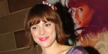 Lenka: Aku Cinta Batik