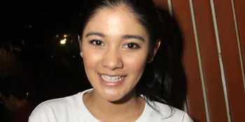 Dude Harlino - Naysila Mirdad Curhat-Curhatan?