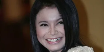 Bisnis Karaoke, Rossa Ingin Buka Cabang di Luar Negeri