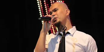 Ditolak Once, Dhani Gaet Ari Lasso di Konser Reuni