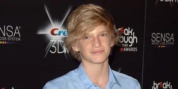 Cody Simpson Pamer Video Clip Baru