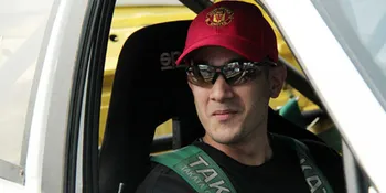 Okan Cornelius Rekam Video Drifting Untuk Istri