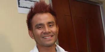 Charly Berikan Lagu Untuk Judika