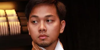 Arlan Djoewarsa Fitting Baju Pengantin