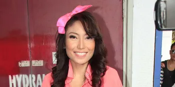 Ayu Dewi Usahakan Ketemu Pacar