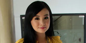 Soraya Larasati: Dimana Ada Duit, Saya Bekerja