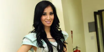 Terinspirasi, Vienna Fridiana Nyanyikan Lagu Dari Kisah Nyata