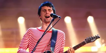Muse Sumbangkan Alat Musik Buat Universitas