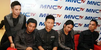 Pernikahan Onci Kebahagiaan Ungu