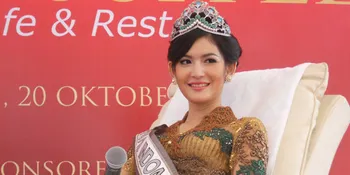 Maria Selena Penasaran Kunjungi Danau Toba