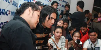 Charly: Aku Sayang Banget ST12