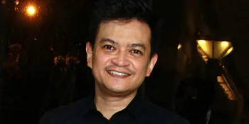 Hedi Yunus Lebih Pilih Nyanyi Daripada Promotor