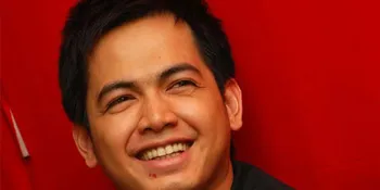 Pakai Softlens, Mood Tommy Kurniawan Terjaga
