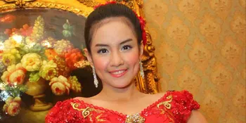 Intan Nuraini - Donny Azwan Bulan Madu ke Eropa