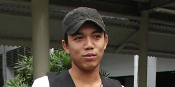 Suka Duka Zian Zigaz Naik Motor