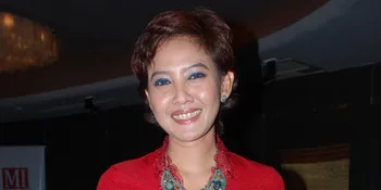 Enggan Komentar, Peggy Minta Doa untuk Perceraiannya