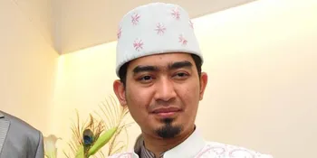 Baju Pengantin Ustad Solmed Dapat Sponsor!