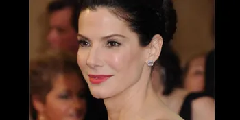 Sandra Bullock - Keanu Reeves Pacaran!