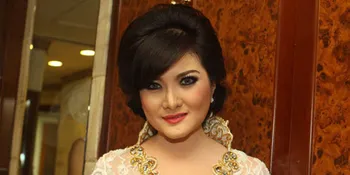 Hamil, Kiki Amalia Tak Takut Pakai High Heels