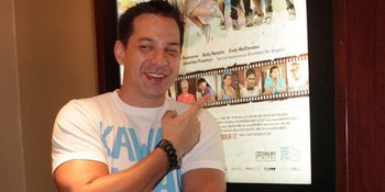 Ari Wibowo Ajarkan Anak Tae Kwon Do