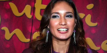 Nadine Chandrawinata Usir Marah Dengan Melukis?