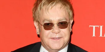 Konser Elton John Diundur 17 November 2012