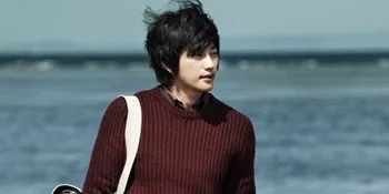 Park Shi Hoo Nikmati Pemotretan di Bali