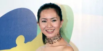 Maya Hassan Hafalkan Naskah 100 Lembar