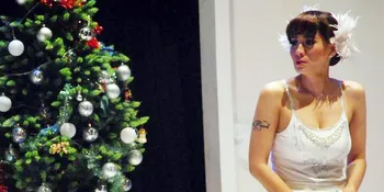 Chantal Concetta: Komedi Dalam Rumah Boneka Itu Satir