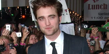Robert Pattinson Selingkuh?