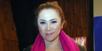 Tahun Baru, Melly Goeslaw Tak Ngoyo Cari Job
