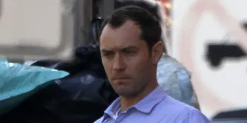 Jude Law: Aktor Itu Seperti Jadi Sherlock Holmes