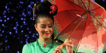 Marcella Zalianty Support Desainer Indonesia