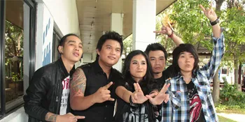 Natal, Posan Rayakan di Bali
