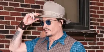 Johnny Depp, Tamu Favorit Selama Liburan Natal