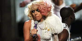 Lady GaGa Rajai Daftar 'Celebs Done Good'