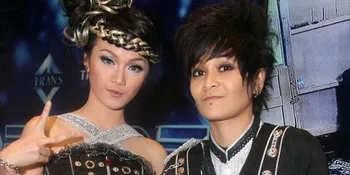 'Sayangku', The Virgin Tampil Dramatis