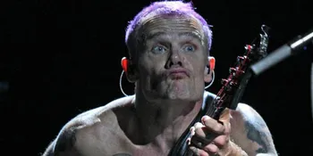Flea Sambut Kembalinya Van Halen