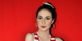 Arumi Bachsin Enggan Potong Rambut Panjangnya