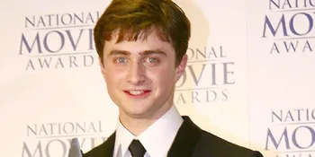 Daniel Radcliffe: Aku Sudah Bebas Dari Alkohol