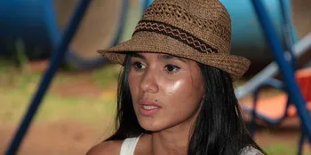 Jadi Penyanyi, Nova Eliza Tak Gentar Melawan Boyband