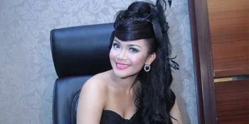 Jadi Penyanyi, Sheza Idris Tak Tertarik Bentuk Girlband