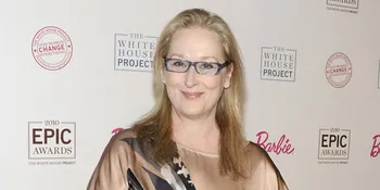 Meryl Streep Dianugerahi The Honorary Golden Bear