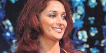 Madhuri Dixit Pun Diabadikan Jadi Lilin