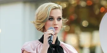 Katy Perry Bikin Lagu Tentang Russell Brand