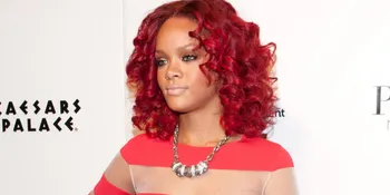 Rihanna, Ratunya Download