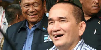Ruhut Kaget Angie Punya Pacar