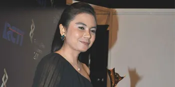Kamila Andini - Ifa Isfansyah Nikah 10 Maret