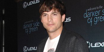 Ashton Kutcher Pamer Pacar Baru?