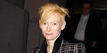 Tilda Swinton Terjebak Dalam Kereta Api Maut